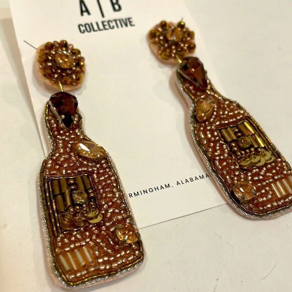 NWT Rose Gold Beaded Champagne Rose Earrings - Picture 1 of 3